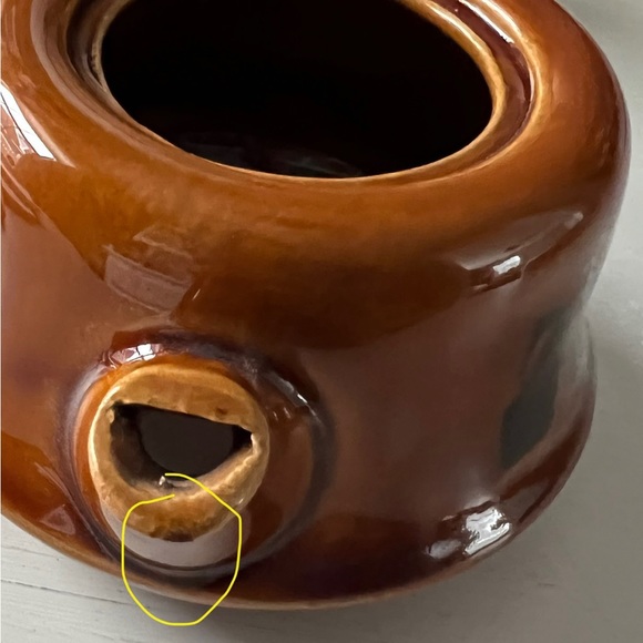 Vintage Ceramic Teapot - Picture 10 of 11